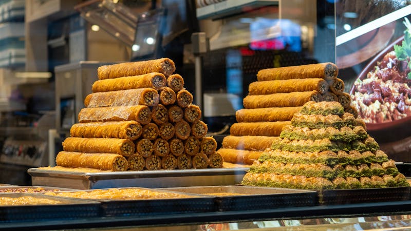 Cannoli with sweet ricotta filling